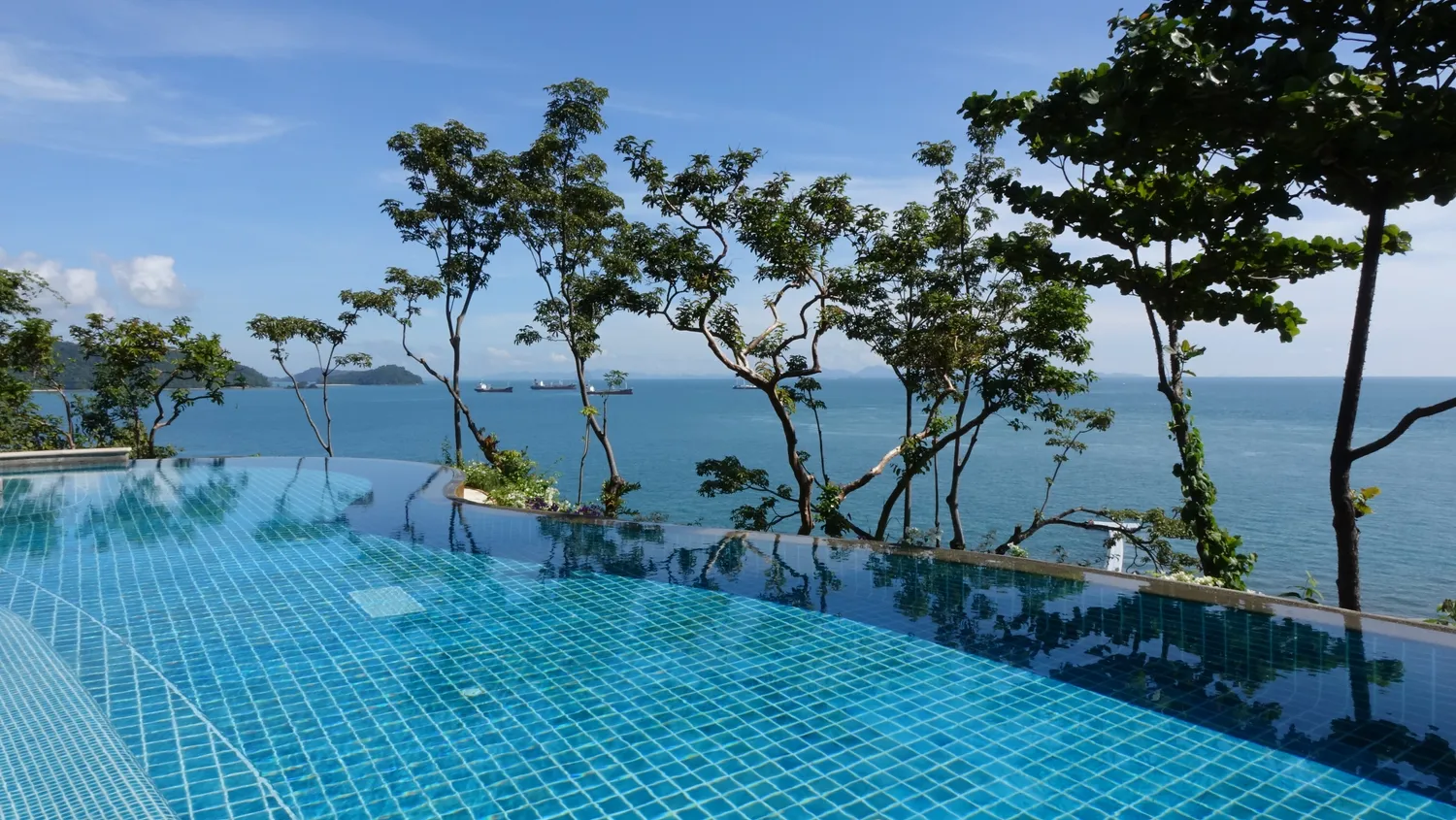 Hotel Swimming Pool